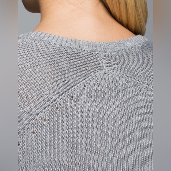 Lululemon Cabin Yogi Long Sleeve | Heathered Medium Grey / Heathered Light Grey - Picture 7 of 14